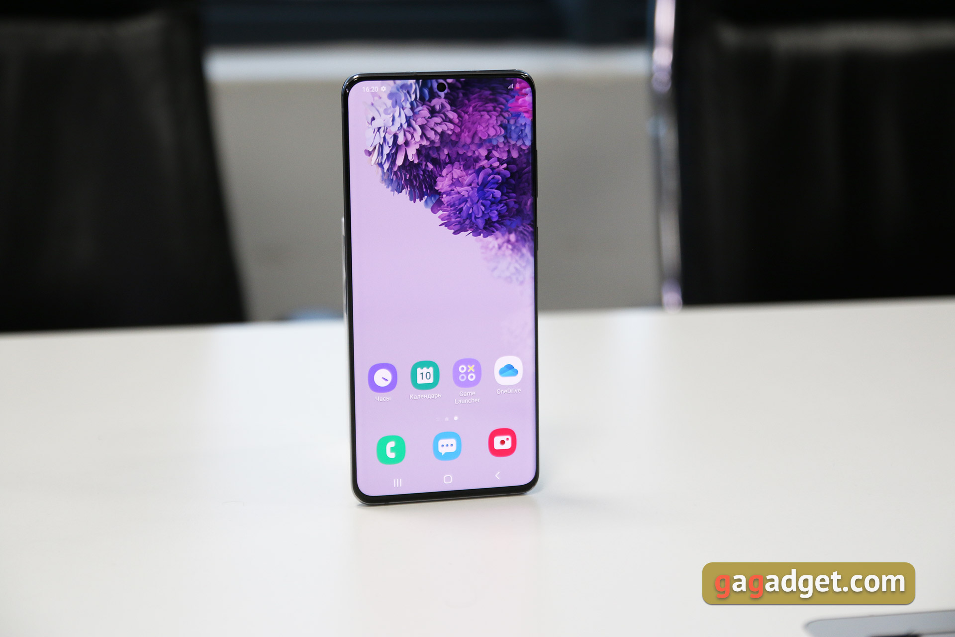 Космічний зум та швидкі екрани: Samsung Galaxy S20, Galaxy S20 Plus та Galaxy S20 Ultra своїми очима-3