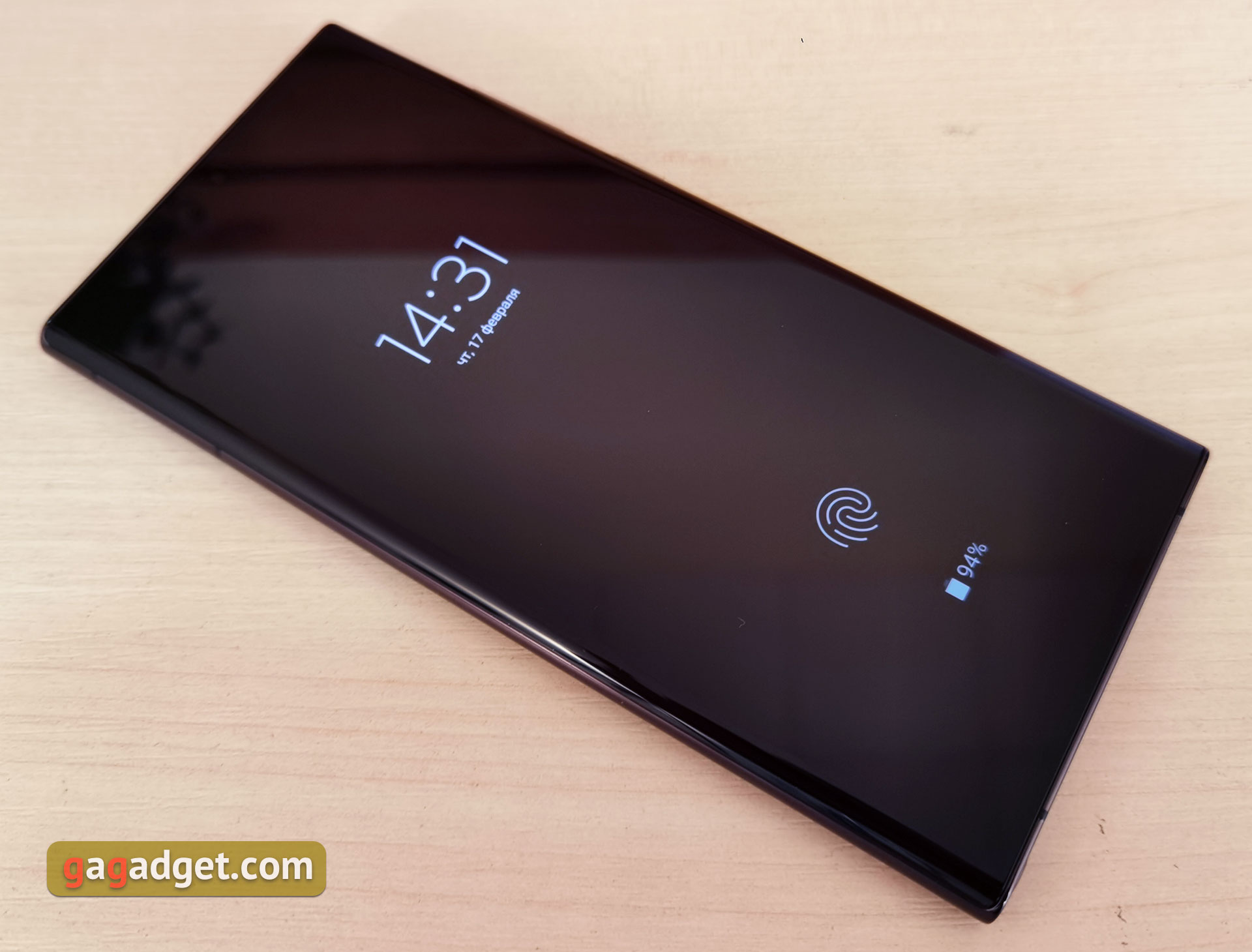 Samsung Galaxy S22 Ultra: злиття двох галактик-59