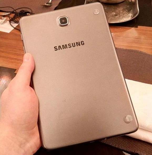 Линейка планшетов Samsung Galaxy Tab A с экранами 4:3-2