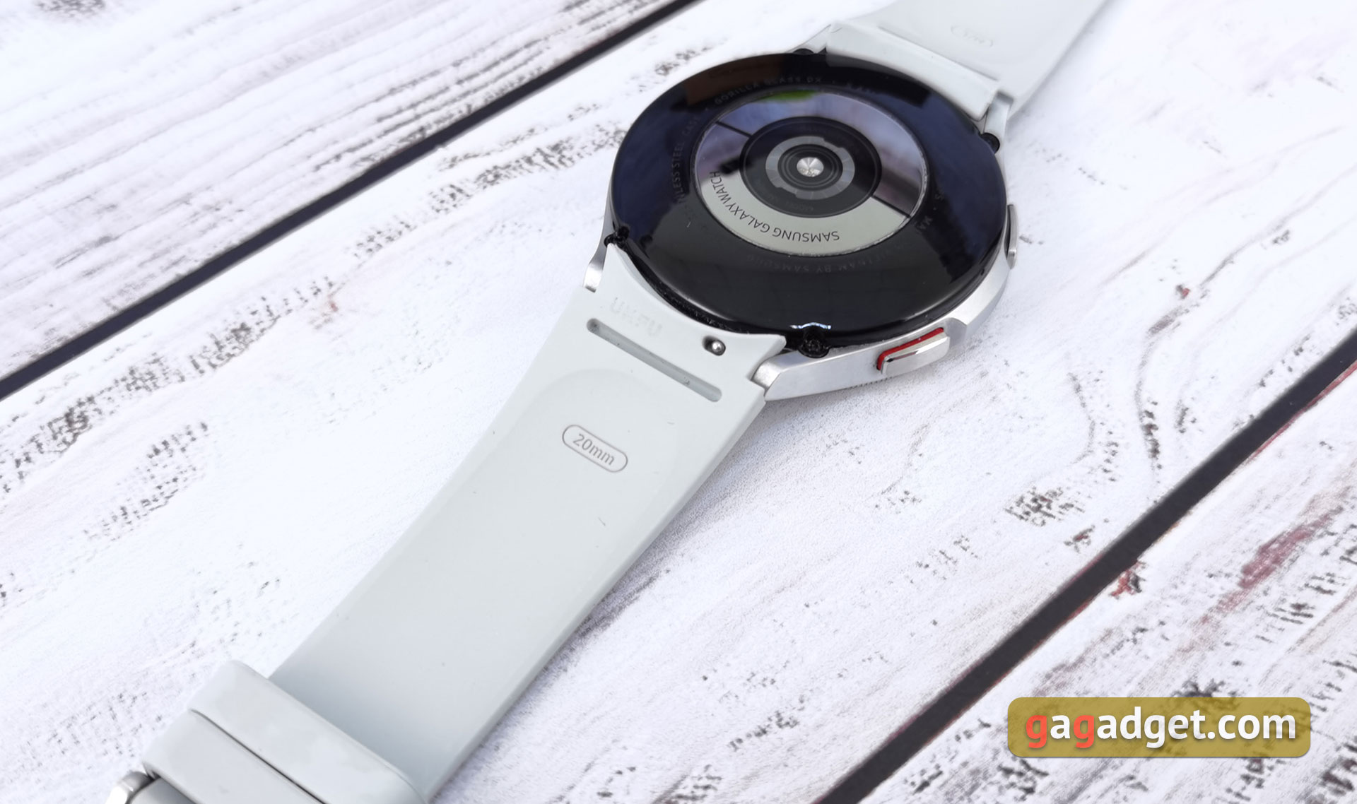 Samsung Galaxy Watch4 Classic : enfin avec Google Pay !-11