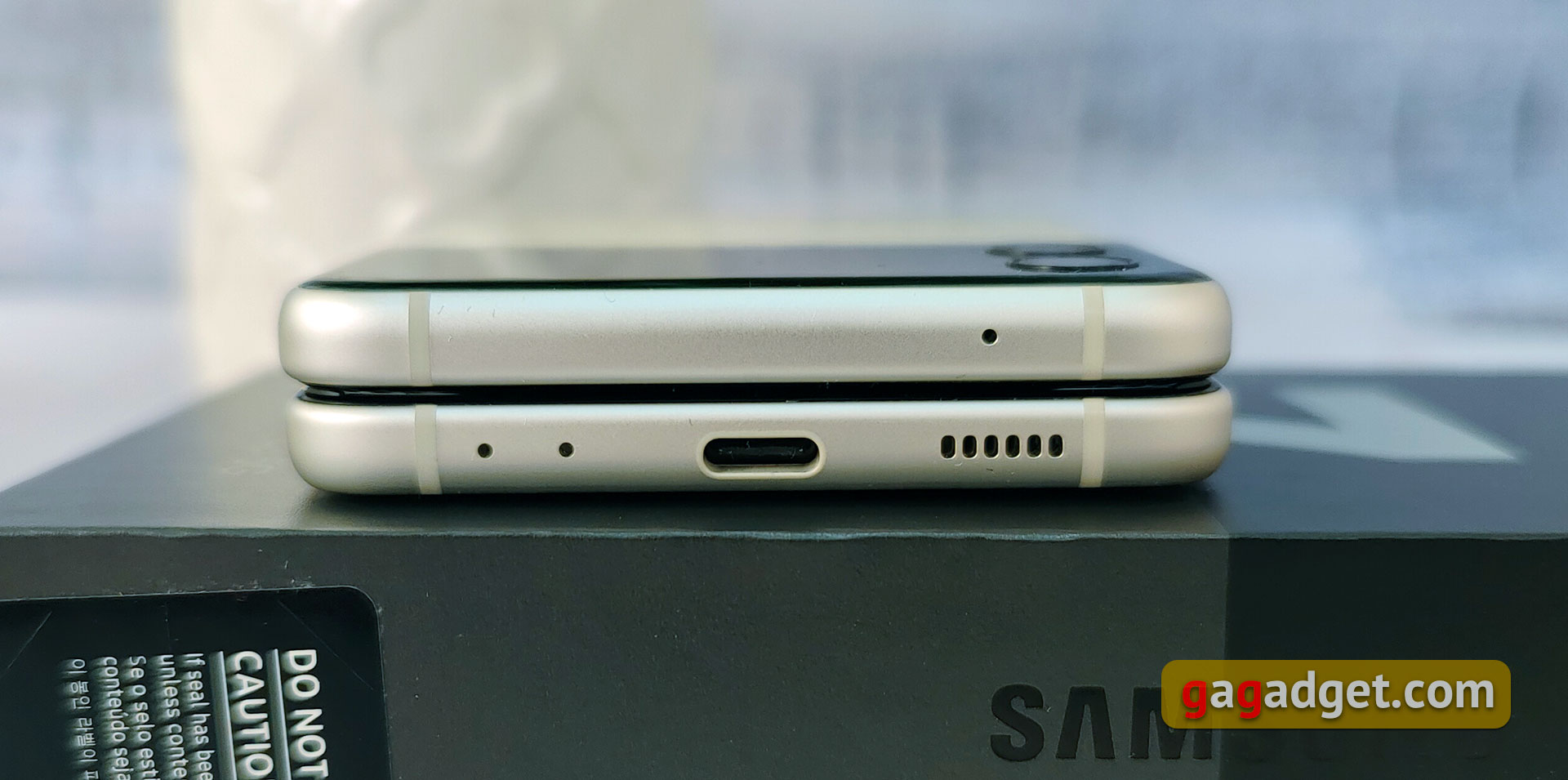 Samsung Galaxy Z Flip3 review: best foldable smartphone of the year-13