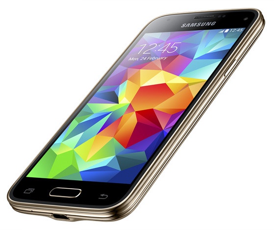 Мини-флагман Samsung GALAXY S5 mini: 4.5-дюймовый экран, все сенсоры от S5 и защищенный корпус-3