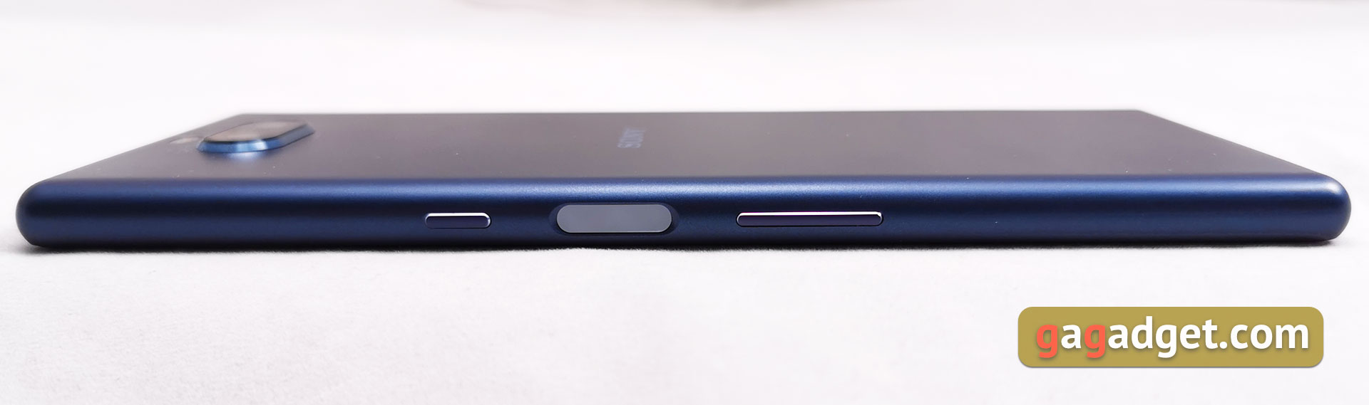 Огляд Sony Xperia 10 Plus: смартфон для улюблених серіалів та соціальних мереж-9