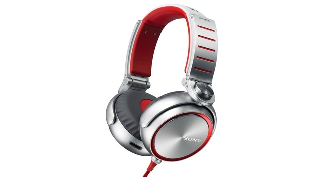 Флагманские наушники Sony MDR-XB920 из алюминия