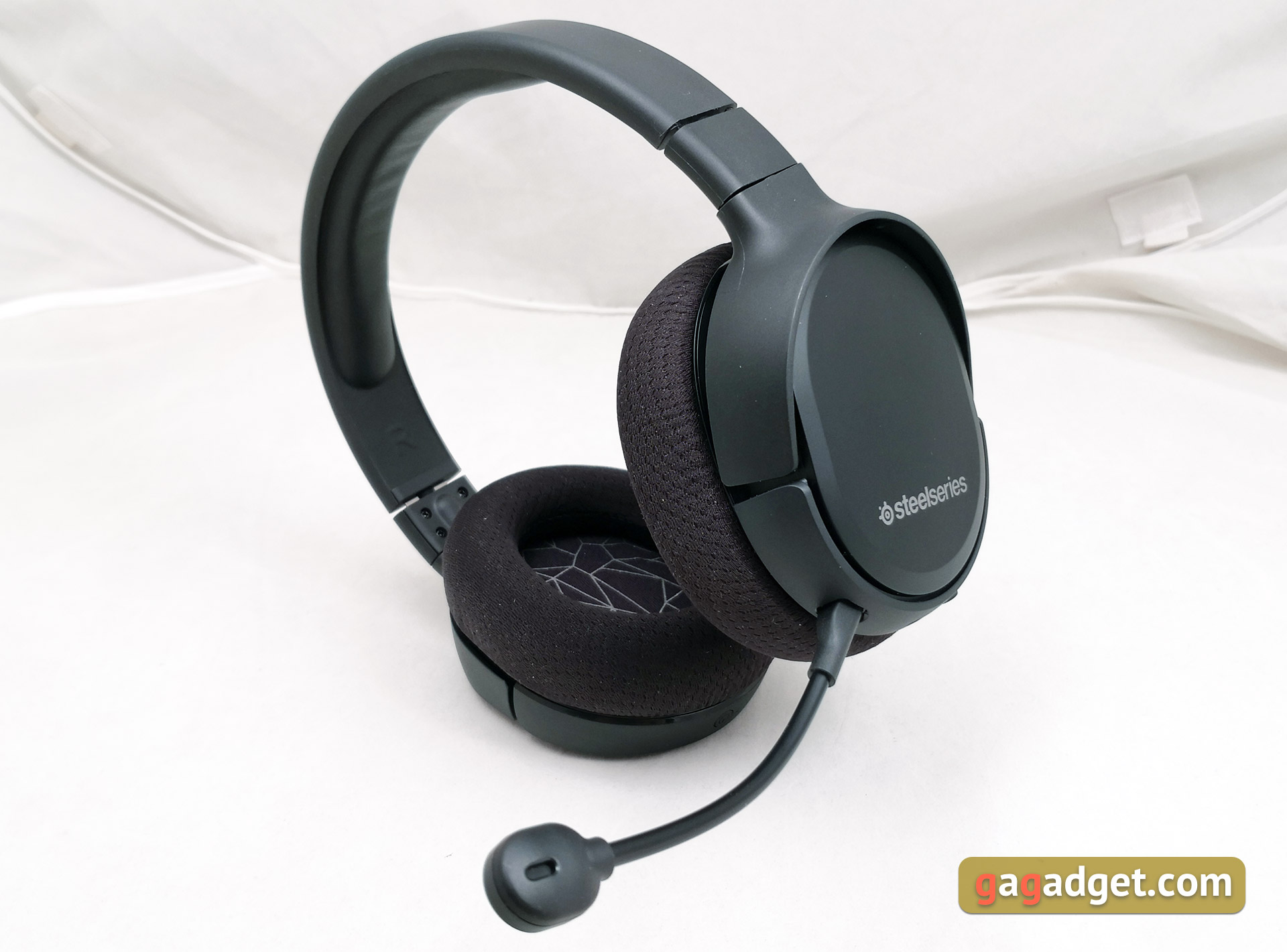 Обзор SteelSeries Arctis 1 Wireless: беспроводная игровая гарнитура для всех платформ-8