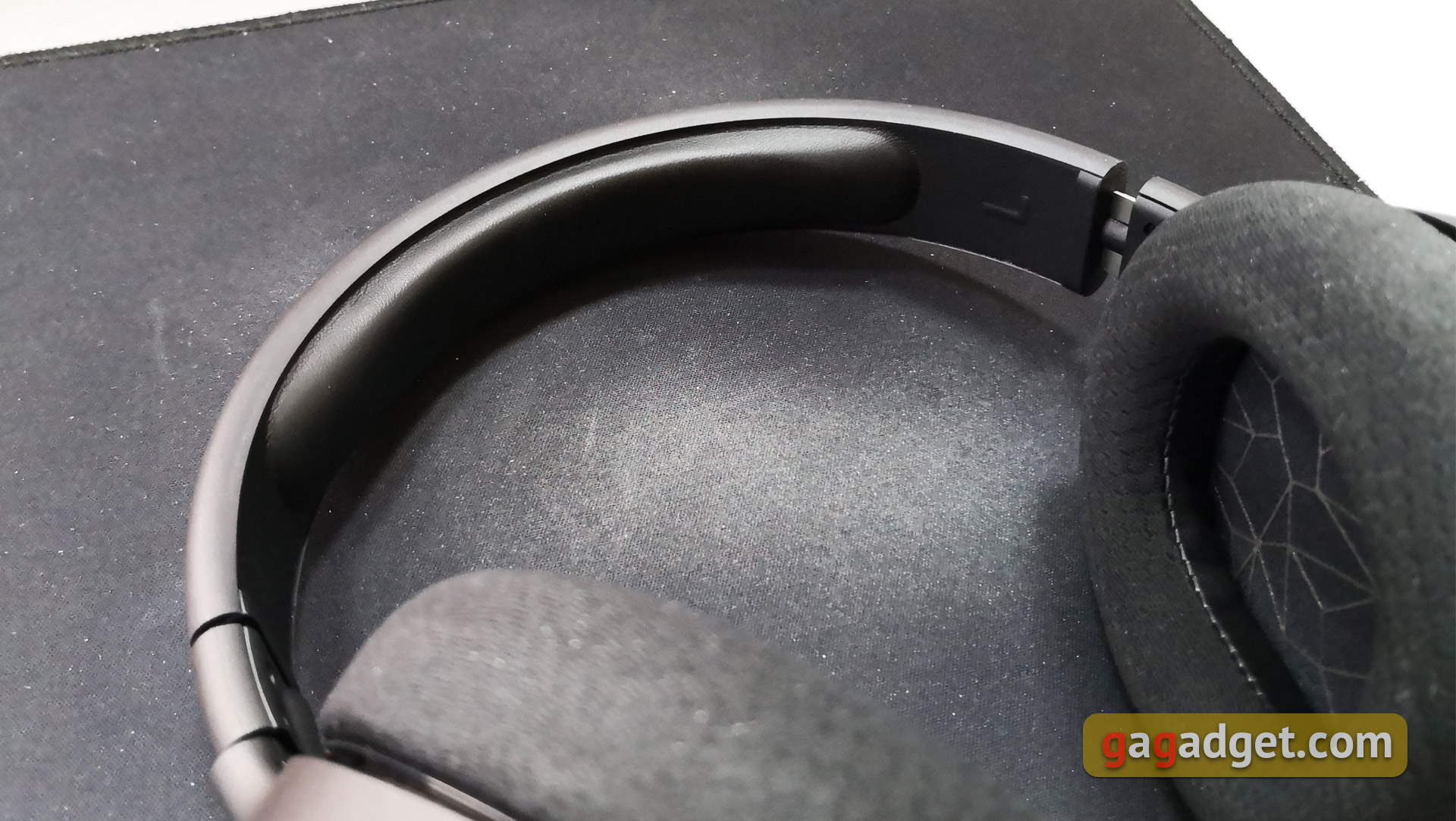 Обзор SteelSeries Arctis 1 Wireless: беспроводная игровая гарнитура для всех платформ-15