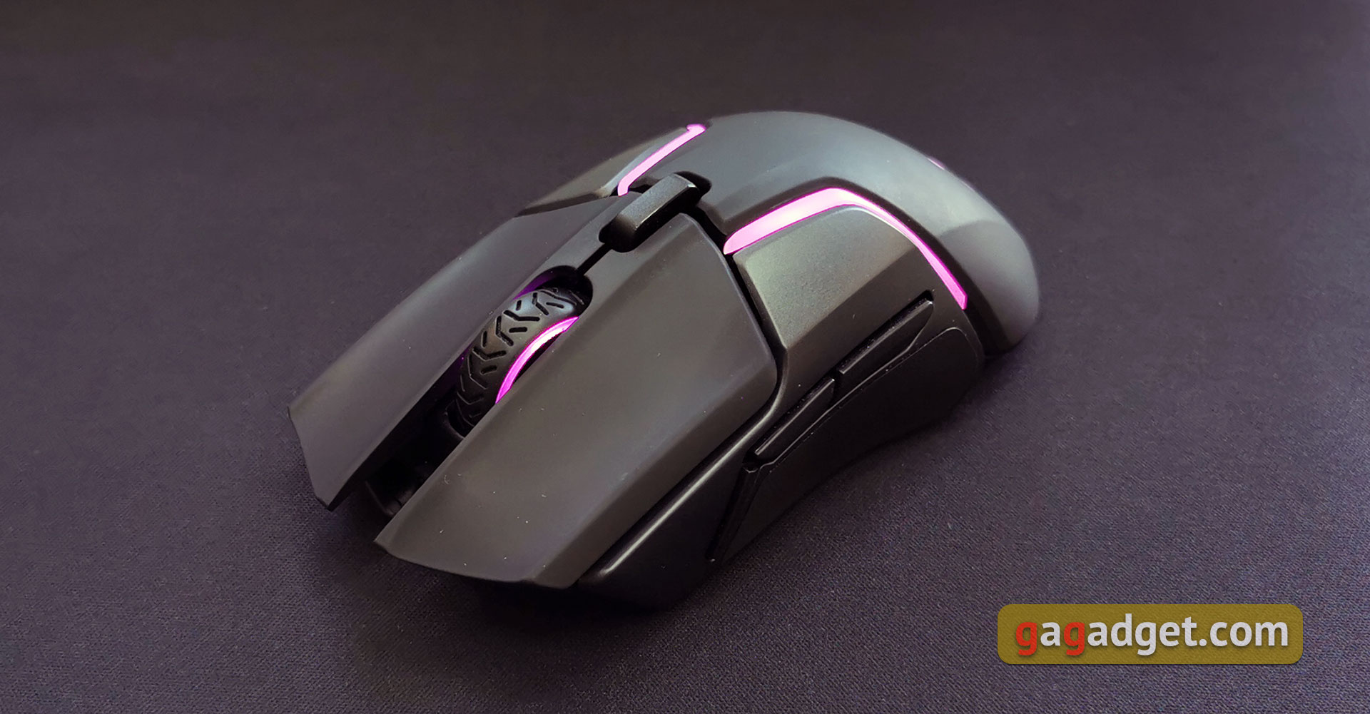 Огляд SteelSeries Rival 650 Wireless: бездротова геймерская миша з подвійним сенсором та швидкою зарядкою-2