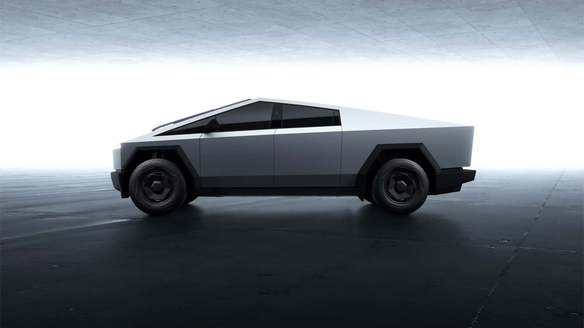 Tesla Cybertruck Long Range на фоне городского пейзажа
