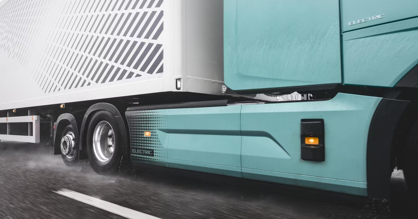 Електричний тягач Volvo FH Aero Electric