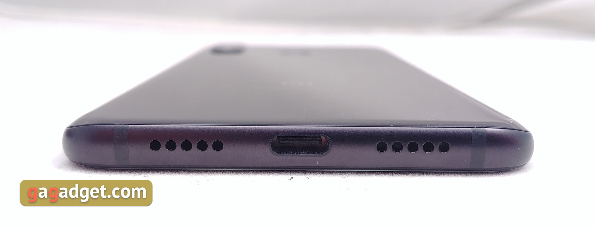 xiaomi-mi-8-10.jpg