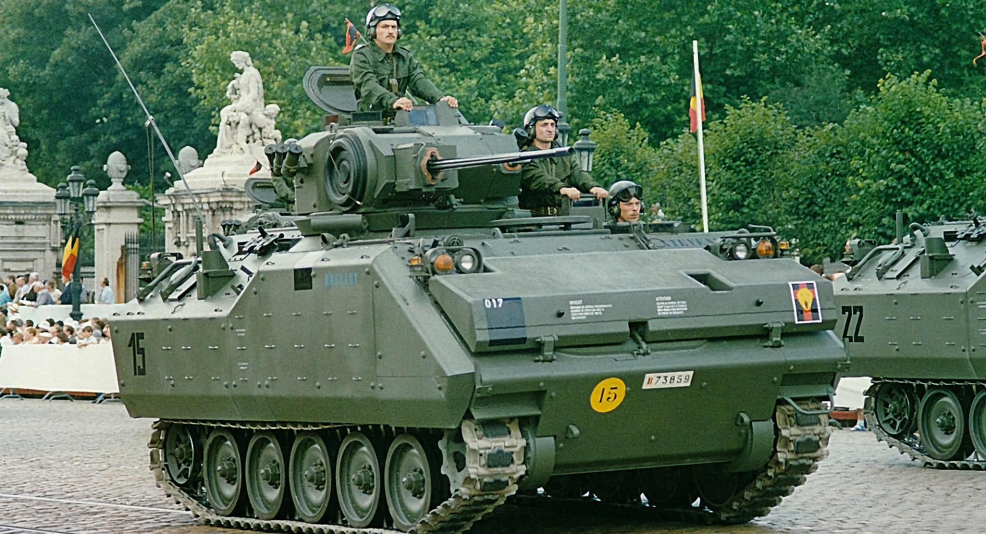 L'AFU utilise des BMP belges YPR-765 PRI avec tourelle EWS et canon Oerlikon KBA B02 de 25 mm.