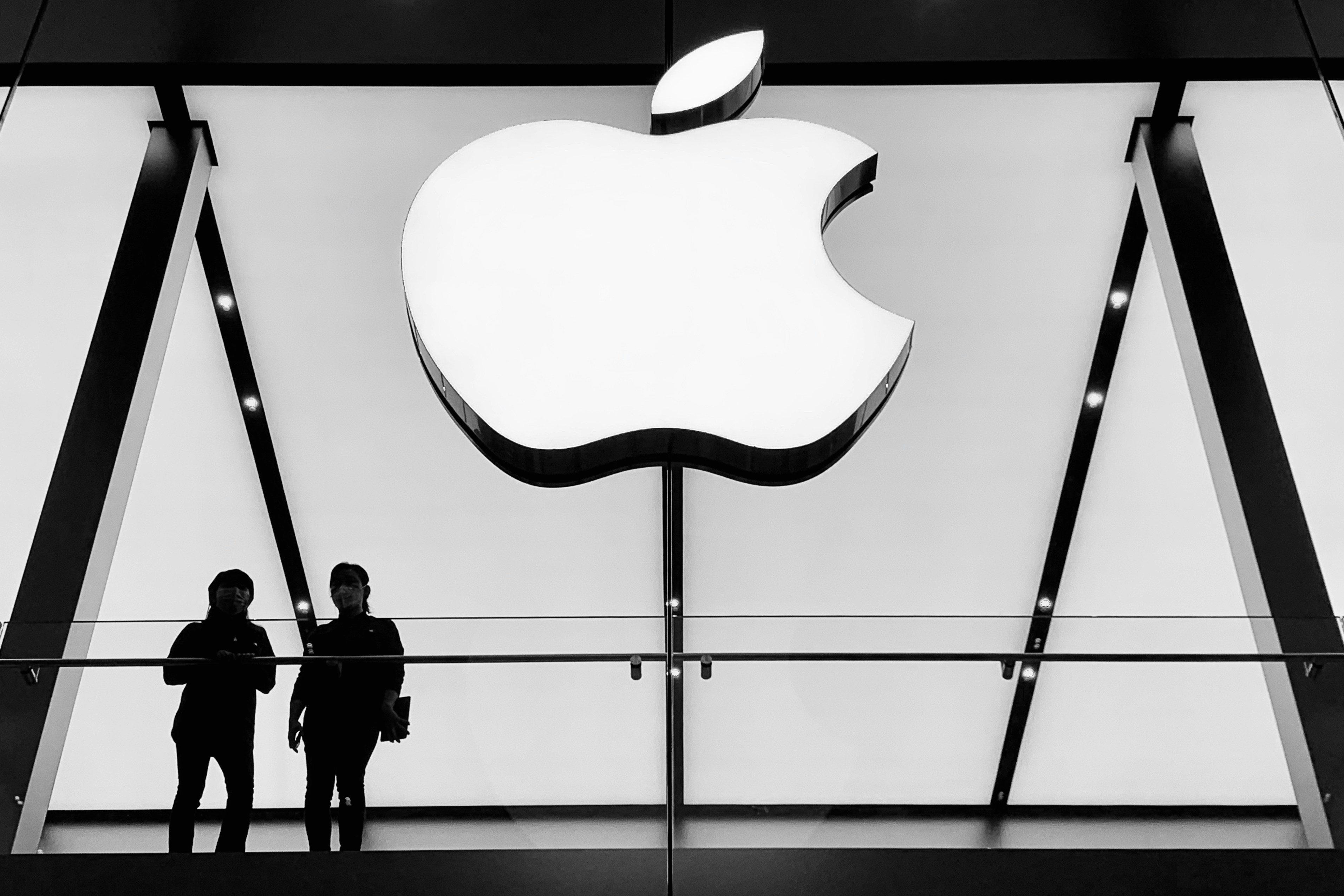 Apple developed the MM1 multimodal model for image and text interpretation