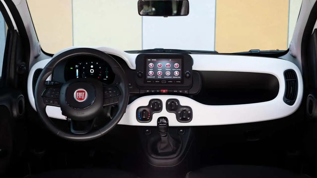 Кабіна Fiat Grande Panda