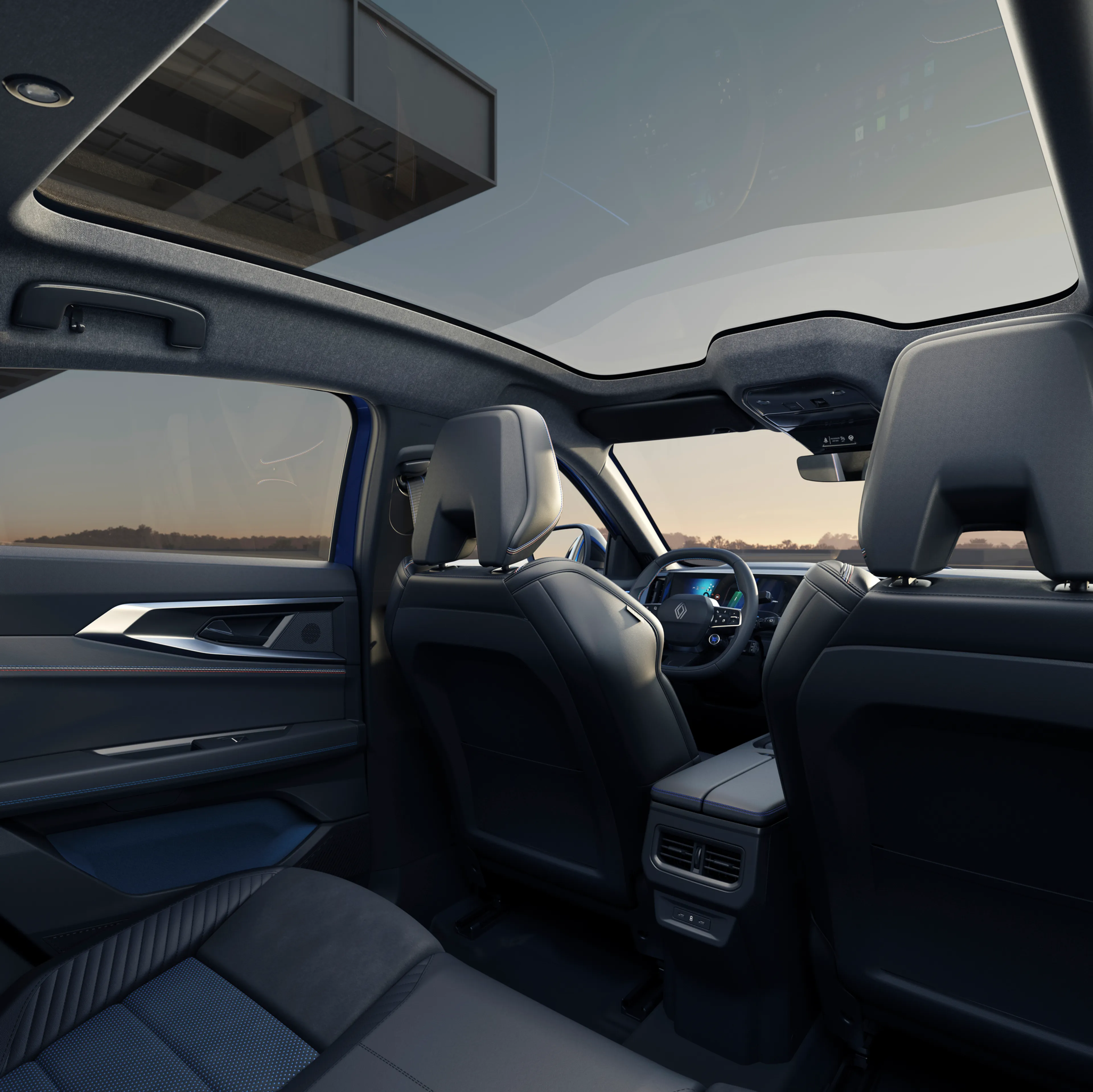 Интерьер Renault Rafale Hypnotic с панорамной крышей