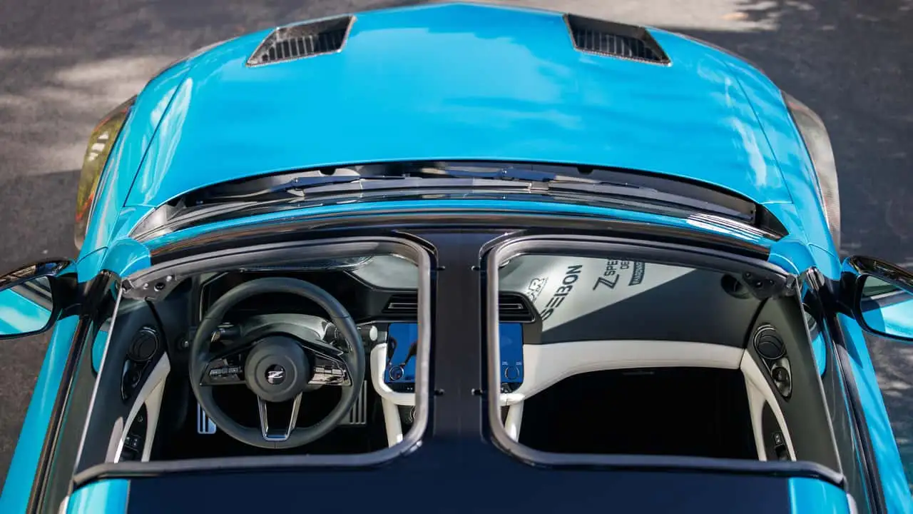 Деталі інтер'єру Nissan Z Kaze