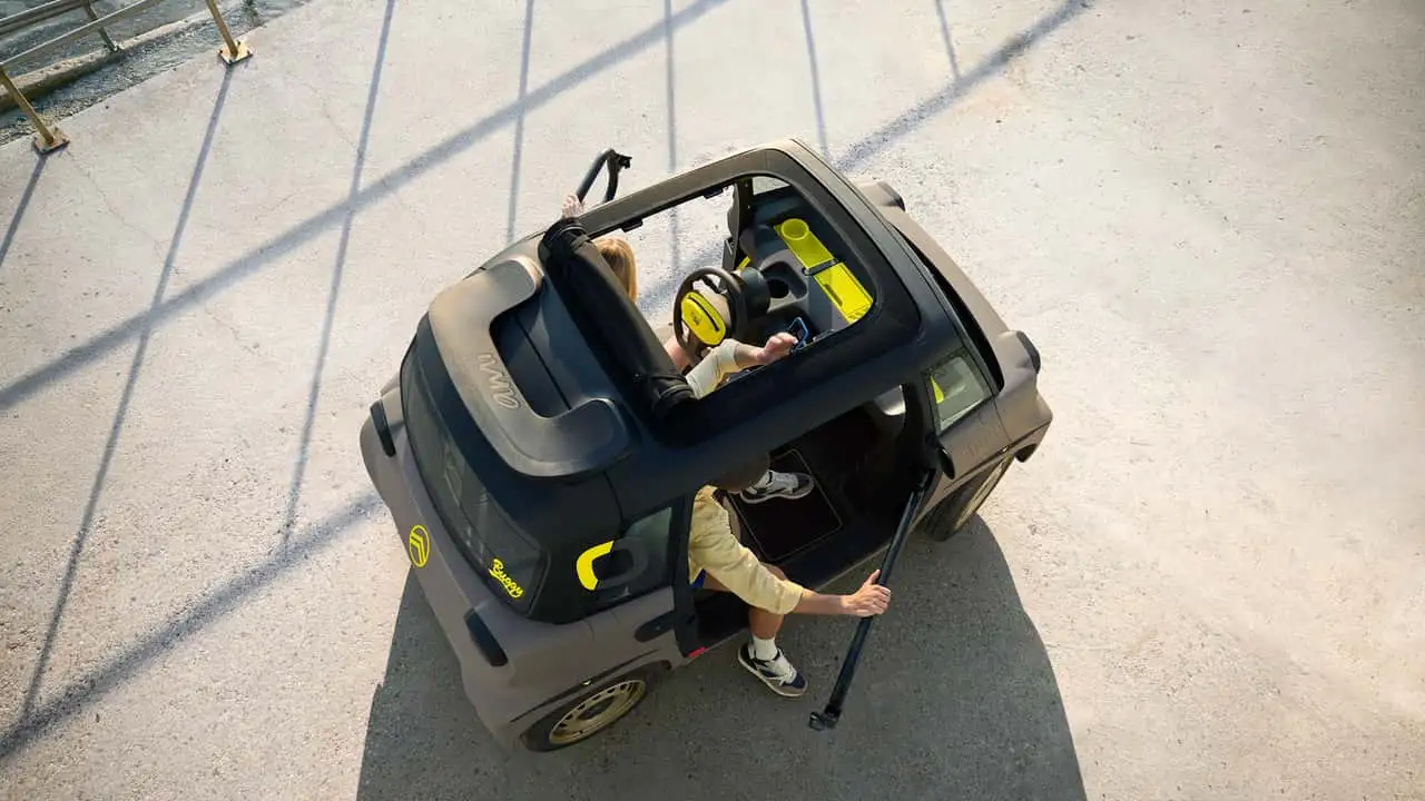Citroën Ami в цвете Khaki Green