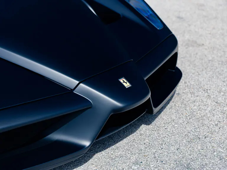 Ferrari Enzo матовий деталізований вигляд