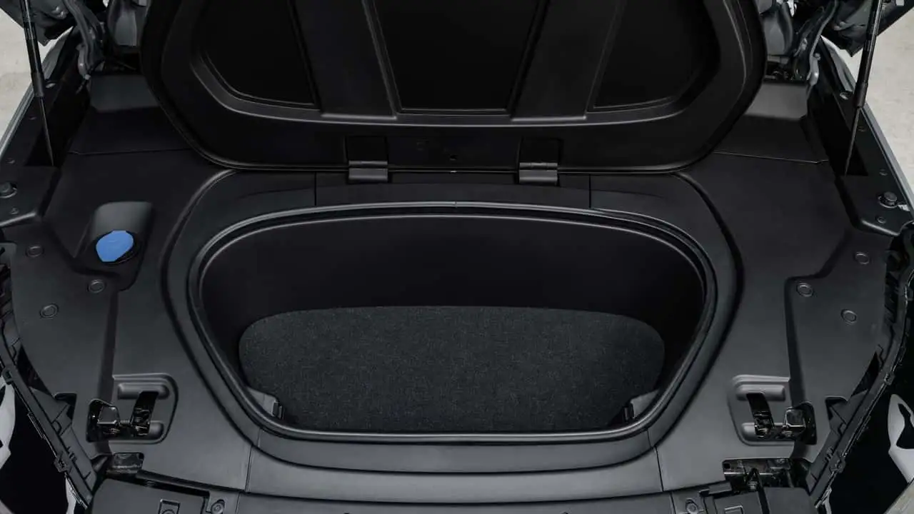 Сучасні рішення в салоні Volvo EX40