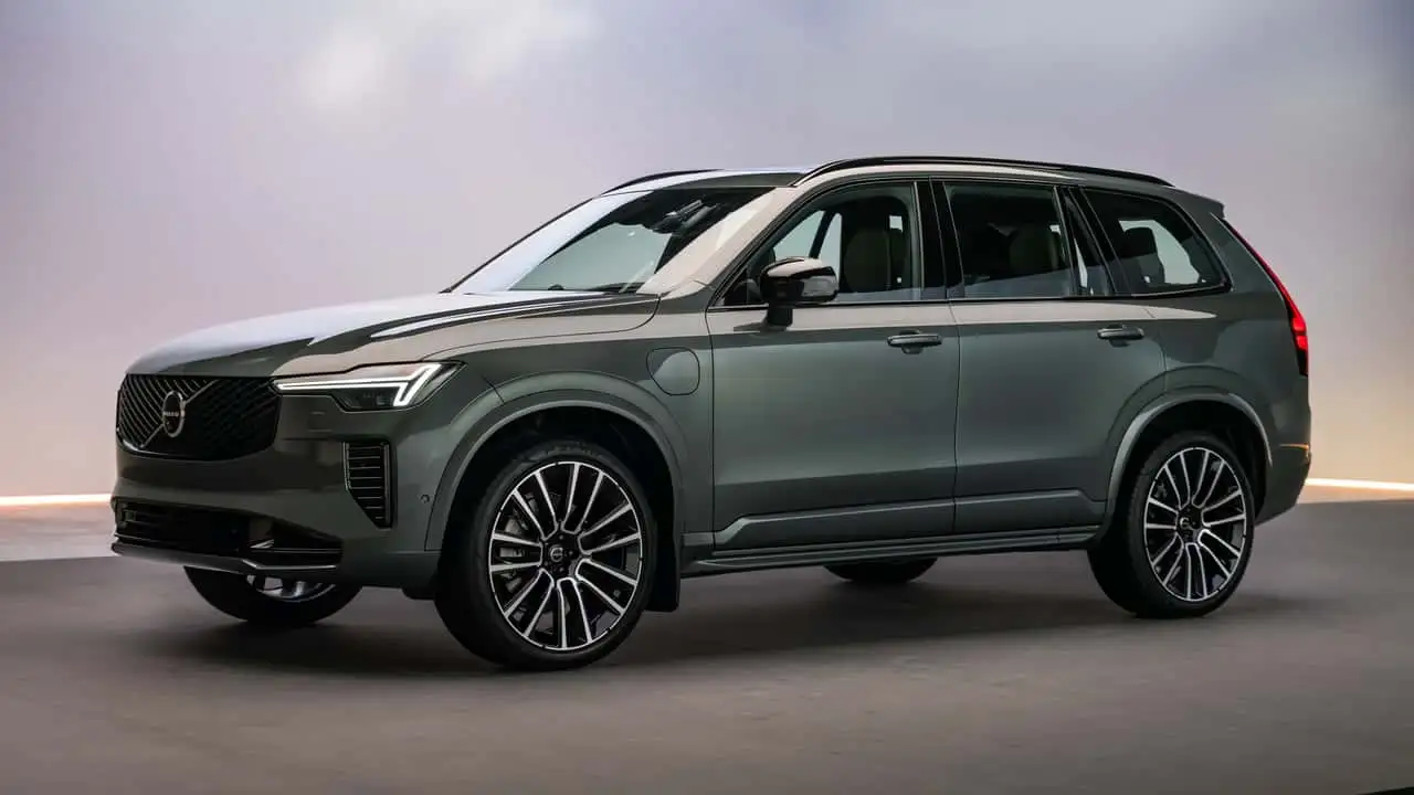 Volvo XC90 передній вигляд