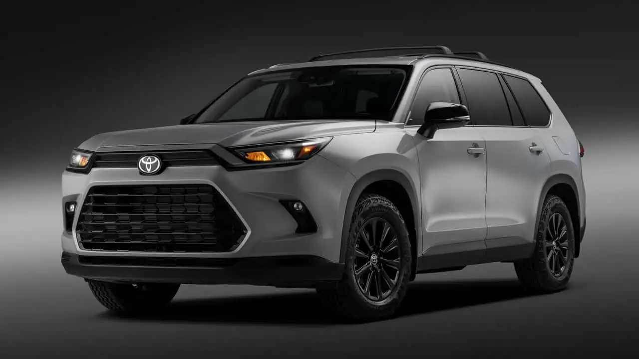 Toyota Grand Highlander Woodland Edition 1