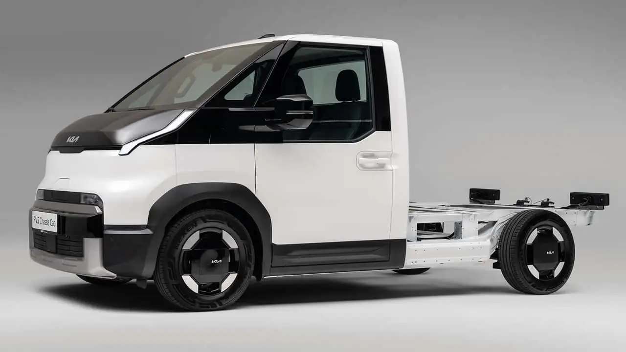 Шасси Kia PV5 на выставке