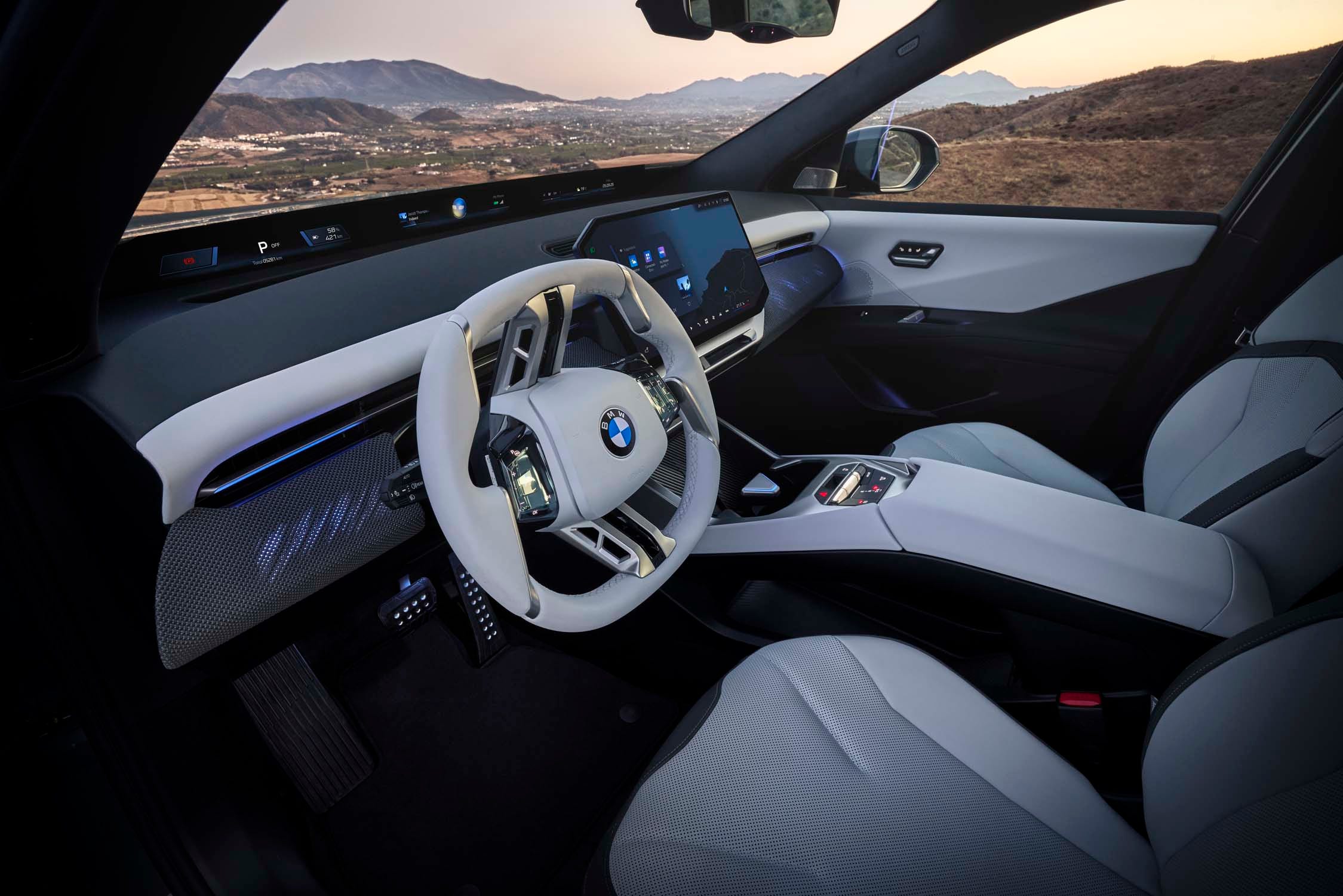 3D-решітка BMW iX3 з підсвічуванням