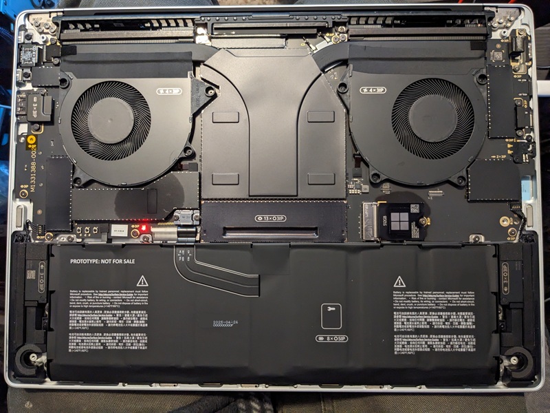 Ремонтопридатність ноутбука Surface Laptop Ultra