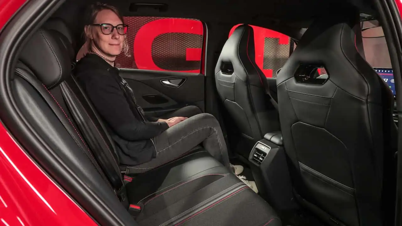 Панель з кермом Volkswagen ID.3 GTI