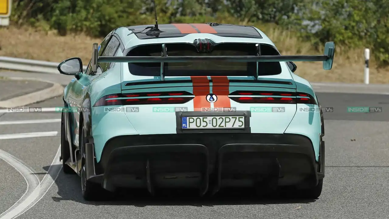 Розподіл повітряних потоків Denza Z9 GT Xtreme