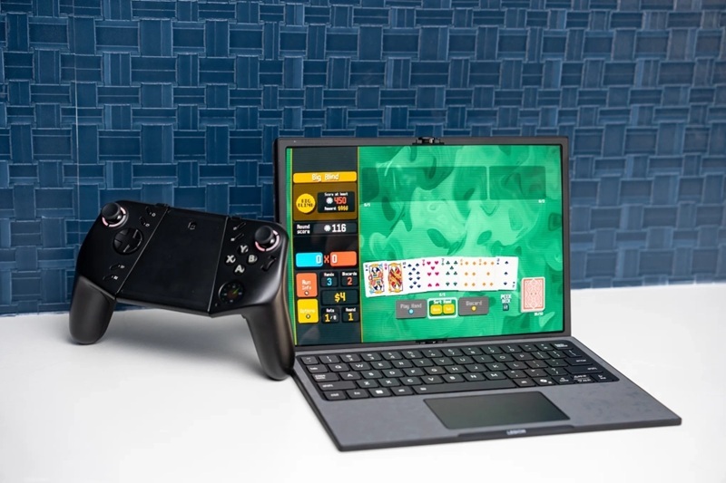 Legion Go Fold with keyboard