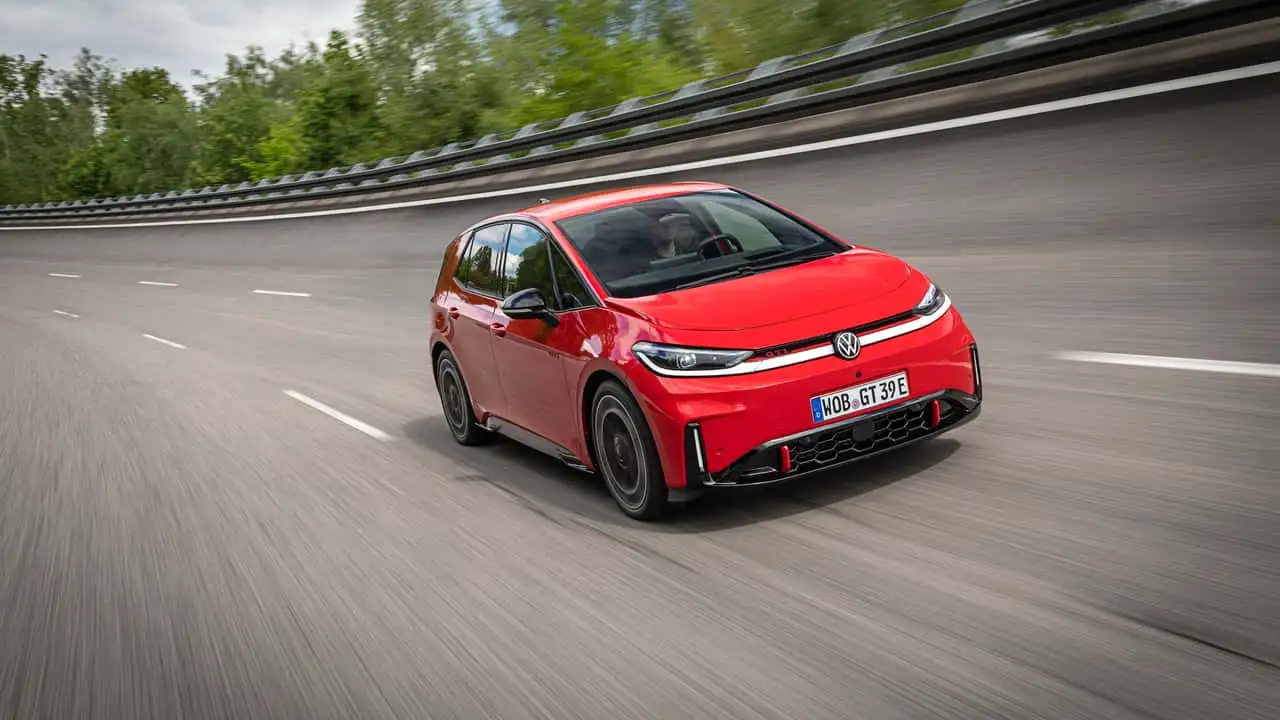 Volkswagen ID.3 GTI з бокового ракурсу