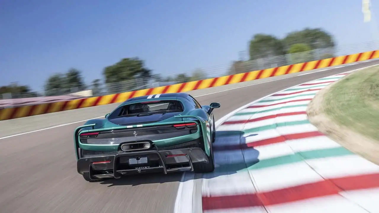 Потенціал Ferrari 296 Challenge Stradale