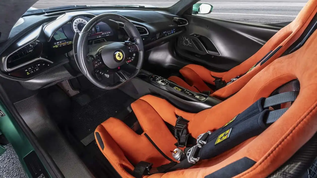 Емблема Ferrari 296 Challenge