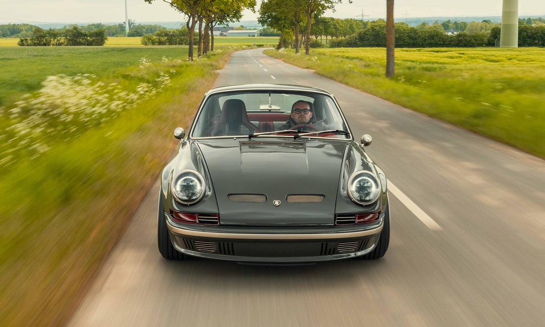 Techart GTclassic с 24-каратным золотом