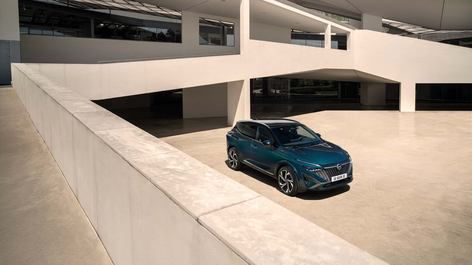 Nissan Qashqai на шосе
