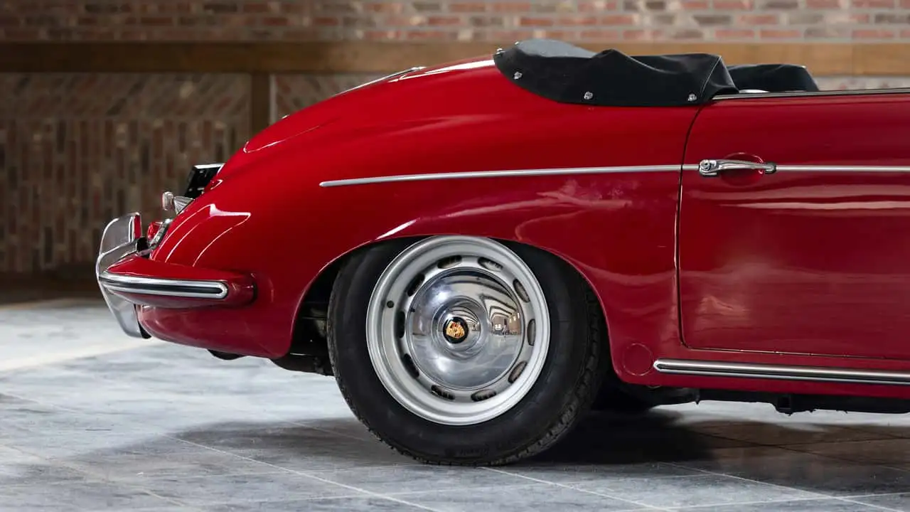 Задний вид Porsche 356 B 1600 Super Roadster 1960 года
