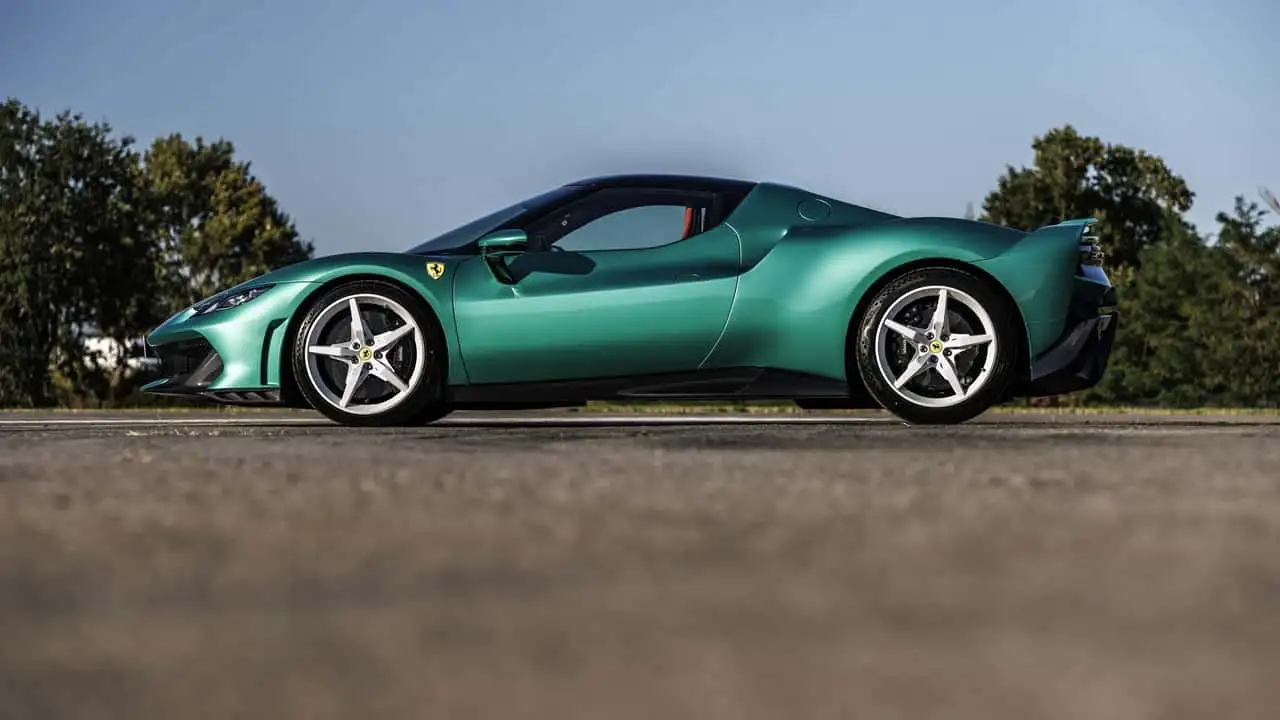 Динаміка Ferrari 296 Challenge Stradale