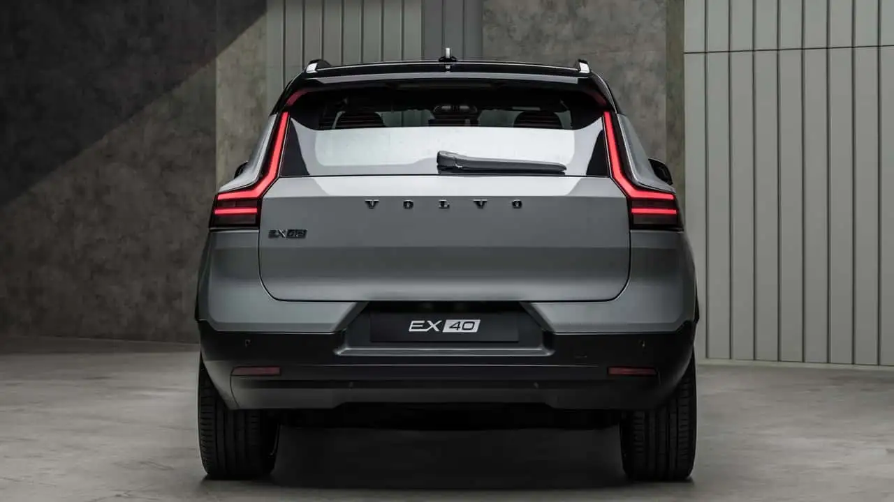 Нова фара Volvo EX40
