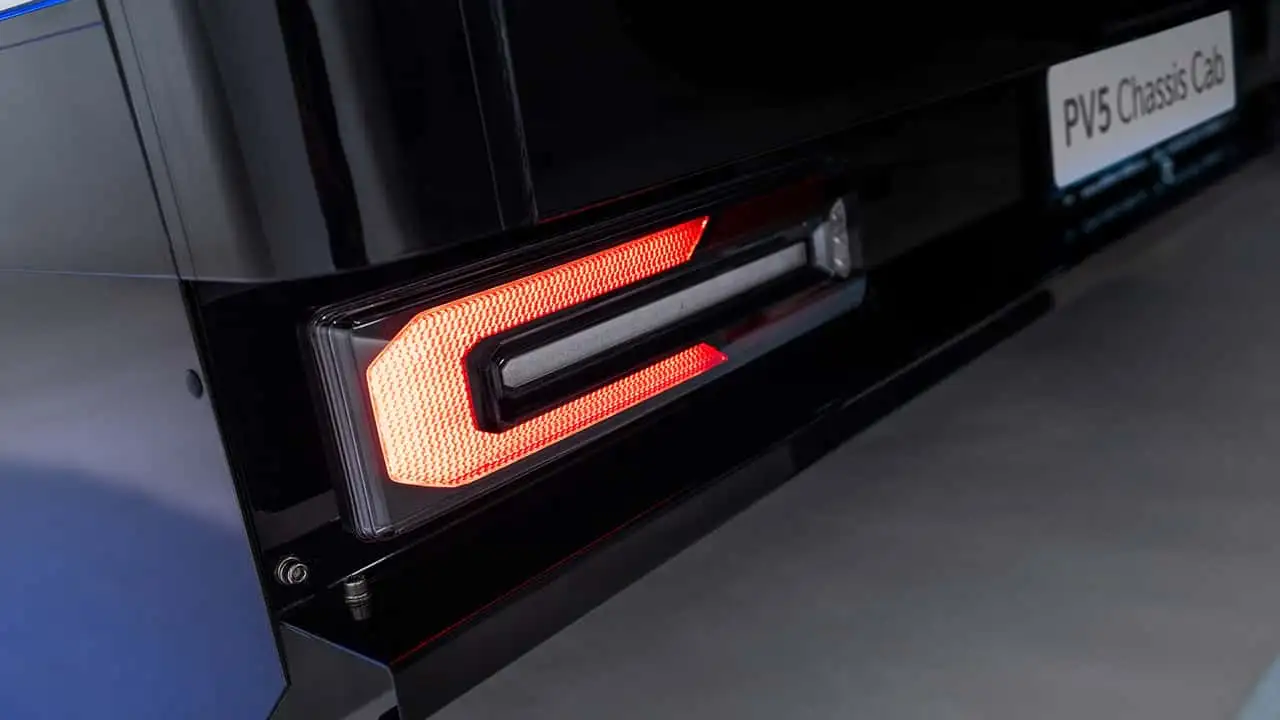 Автопарк Kia PV5
