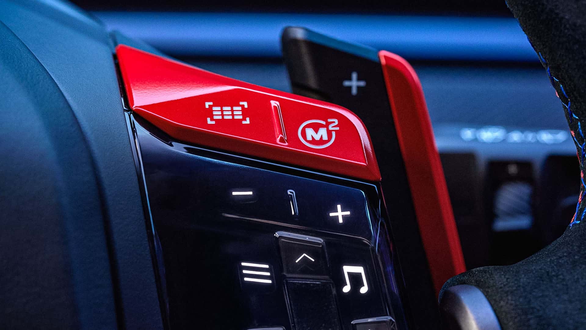 BMW M Concept Neue Klasse на трасі