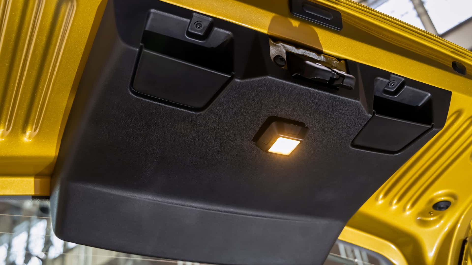 Задні вікна Dacia Sandero Stepway Hybrid 2026