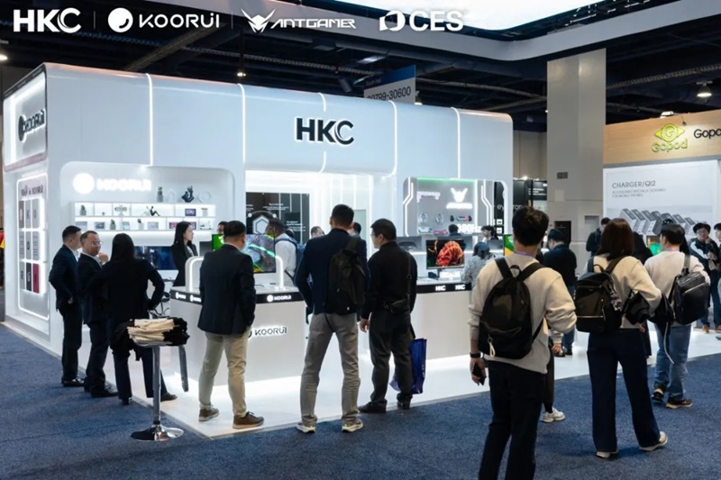 HKC 8K Creator MNT монітор на виставці CES 2026