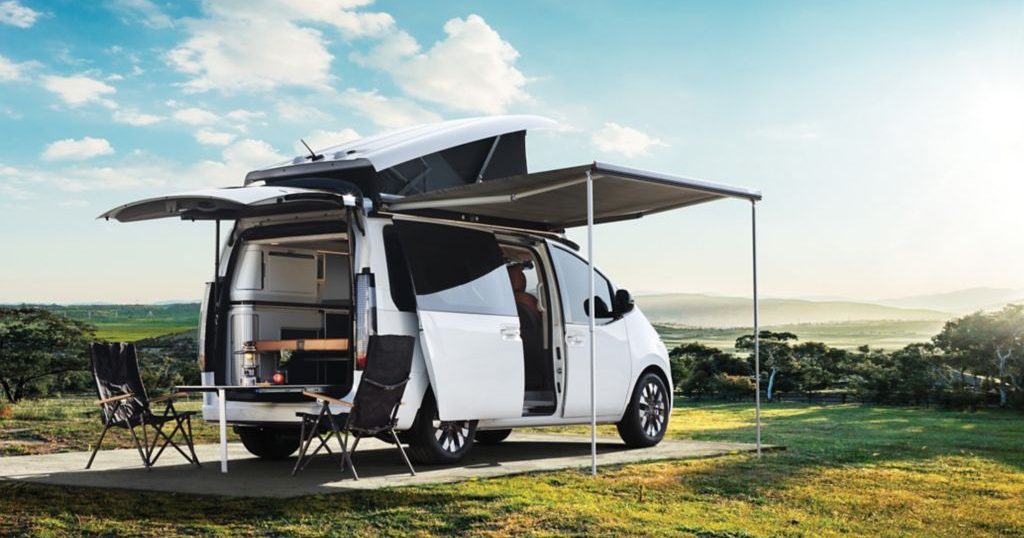 Hyundai Staria Camper концепт - боковий вид