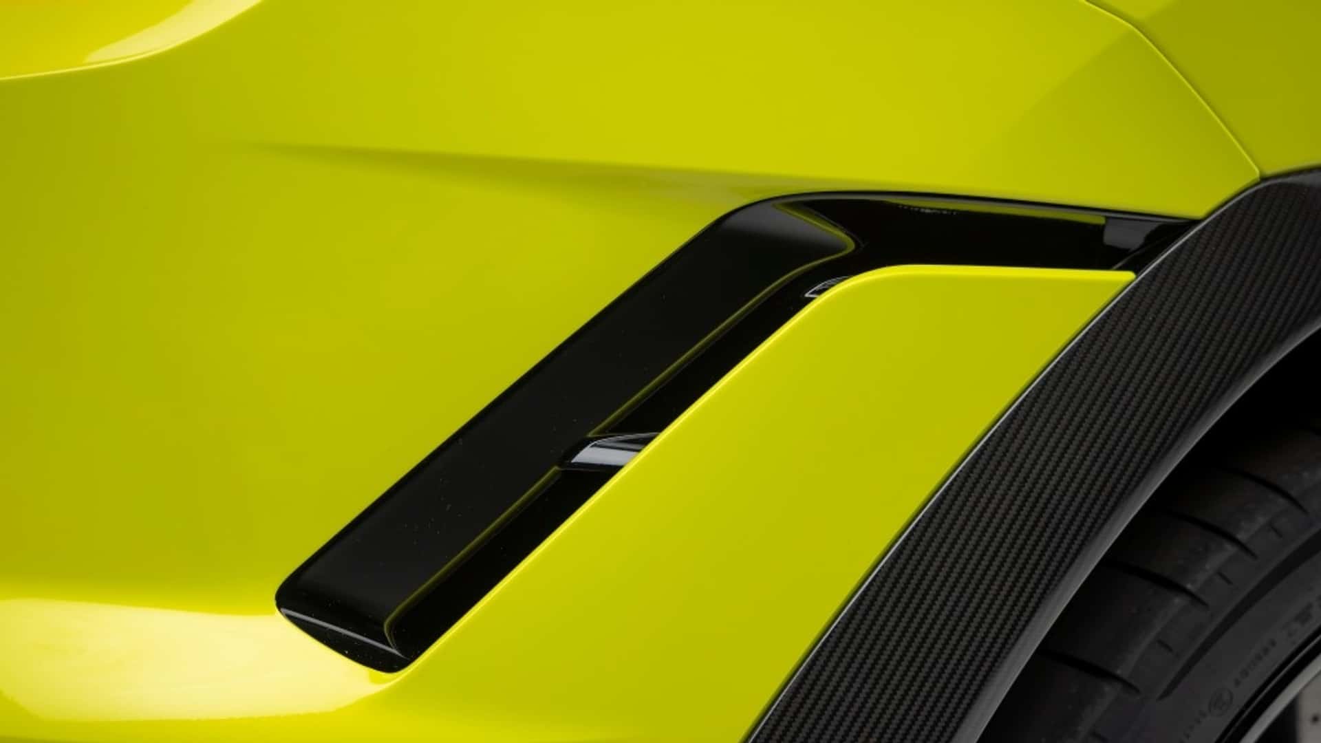 Lamborghini Urus SE Performante крупний план фар