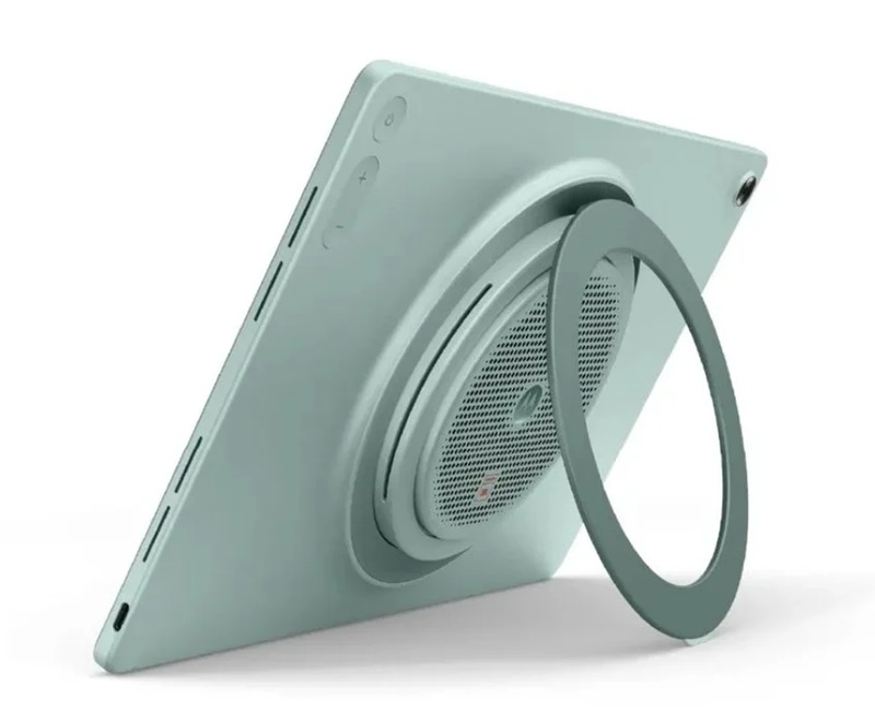 Moto Pad 70 Groove display and stand