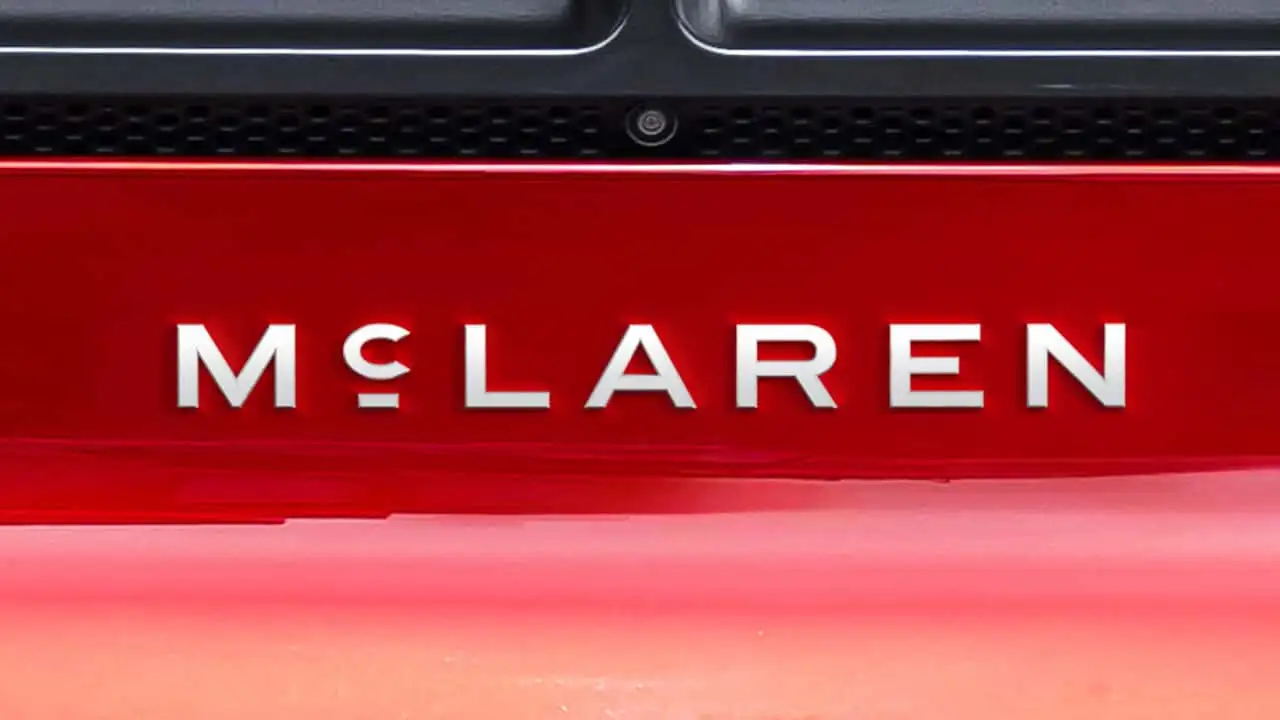 айдентика McLaren 2026