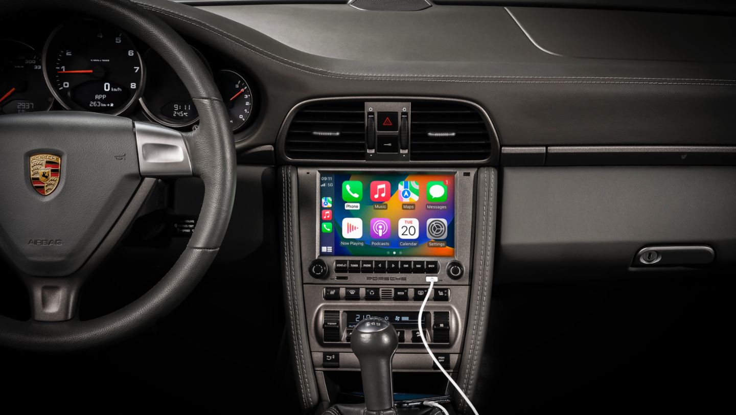 Apple CarPlay в PCCM Plus для Porsche 997