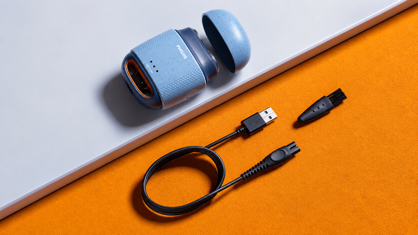 Электробритва Philips Firefly с зарядным кабелем