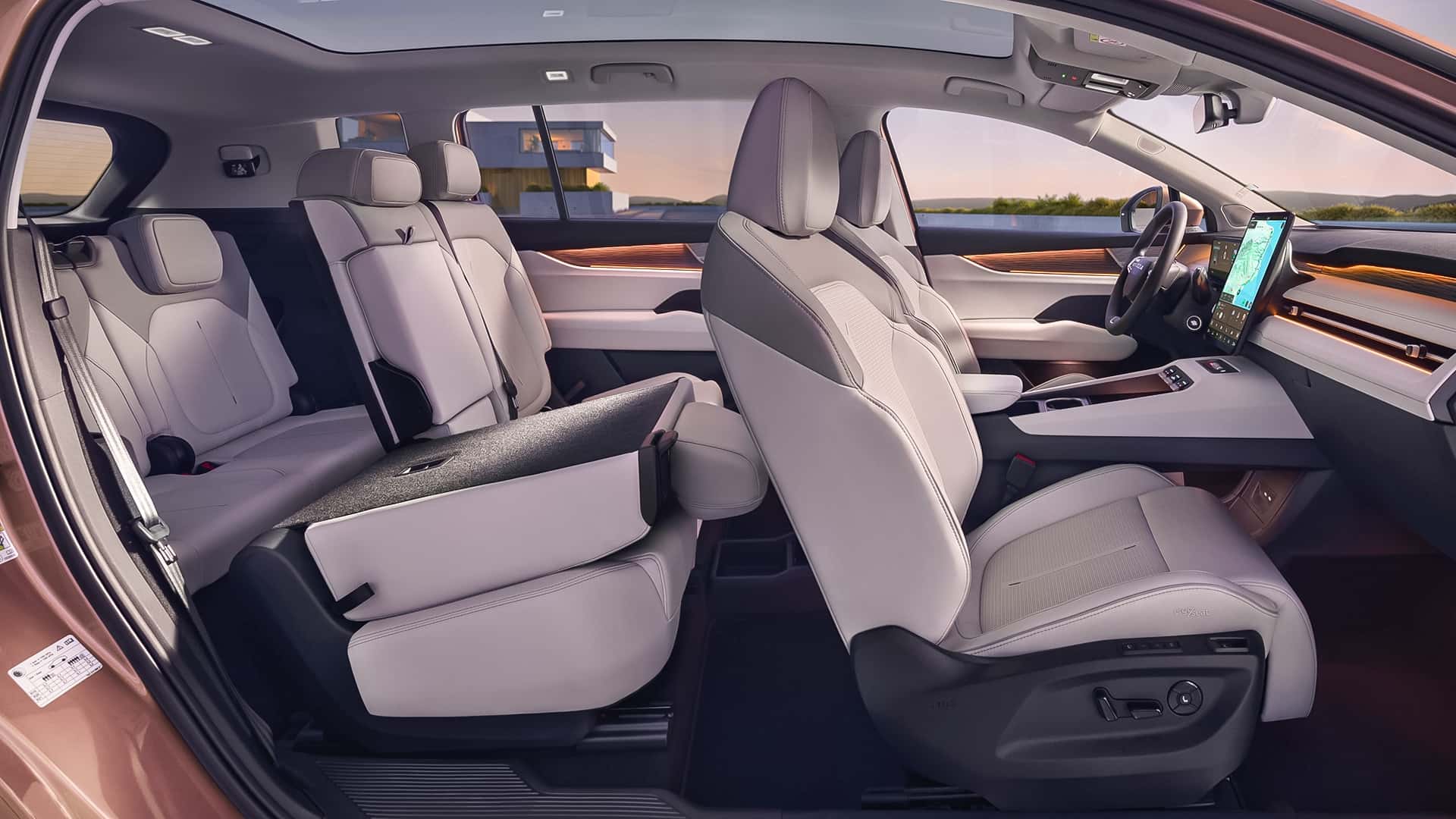 Салон Skoda Peaq с высокими технологиями