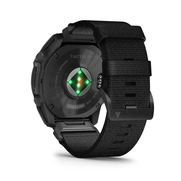 Garmin Tactix 8 AMOLED вид сзади